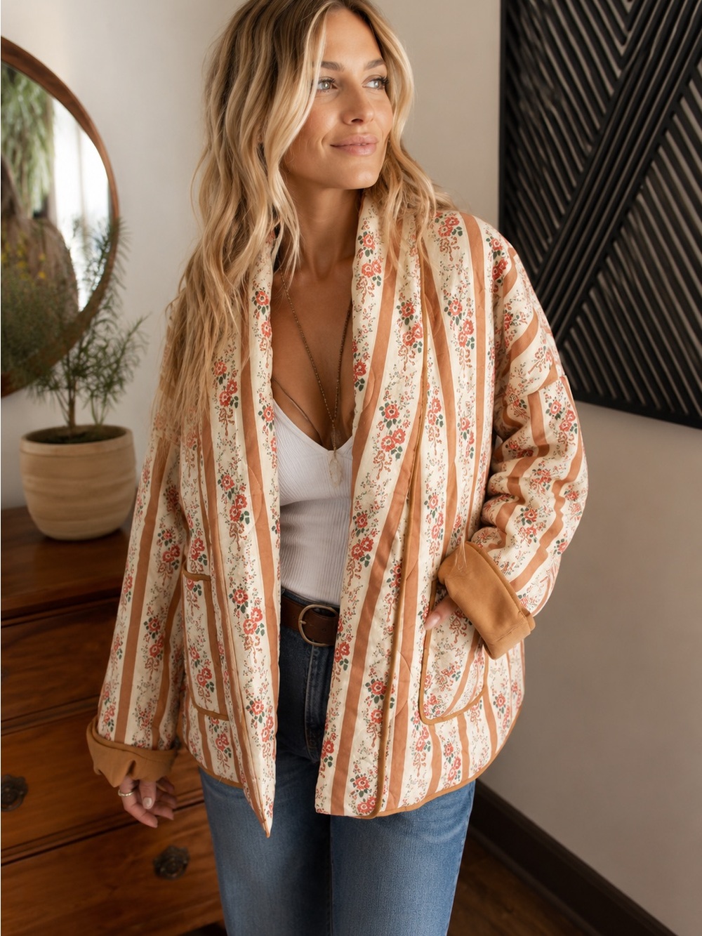 DAVI & DANI Cream, Tan and Peach Floral Stripe Quilted Bomber Jacket NWT Medium